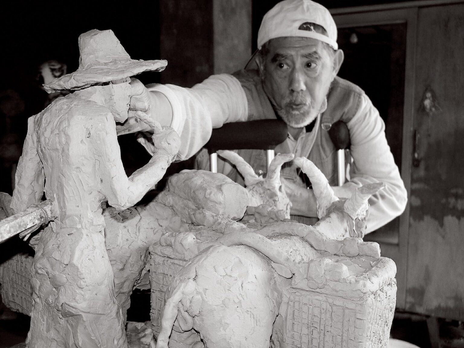 An Artistic Legacy Endures: Liu Shiming Sculpture Donation to The American University in Cairo