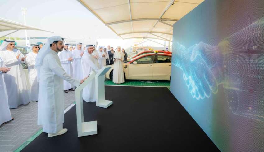 DEWA and Dubai Taxi Company inaugurate Dubai’s first ultra-fast EV charging hub DEWA and Dubai Taxi Company inaugurate Dubai’s first ultra-fast EV charging hub - dewa dubai